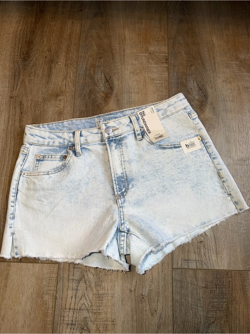 No Boundaries Women's Acid Wash Light Blue Denim Cutoff Shorts